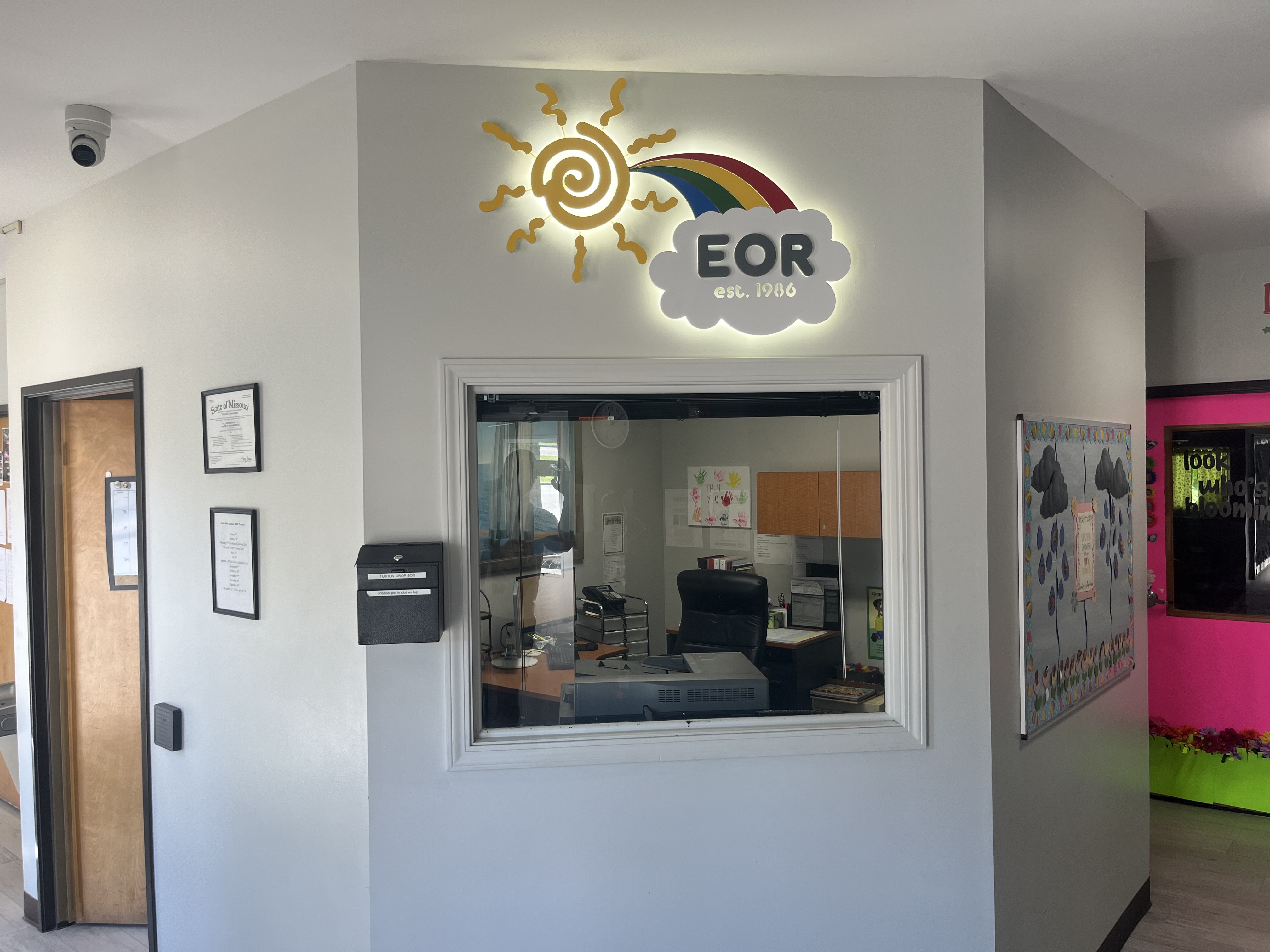 End of the Rainbow facility photo